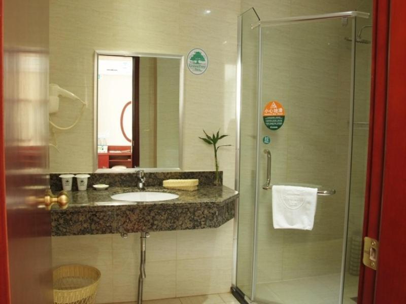 Greentree Inn Zhejiang Zhoushan Shenjiamen Middle Donghai Road Shell Hotel Dış mekan fotoğraf